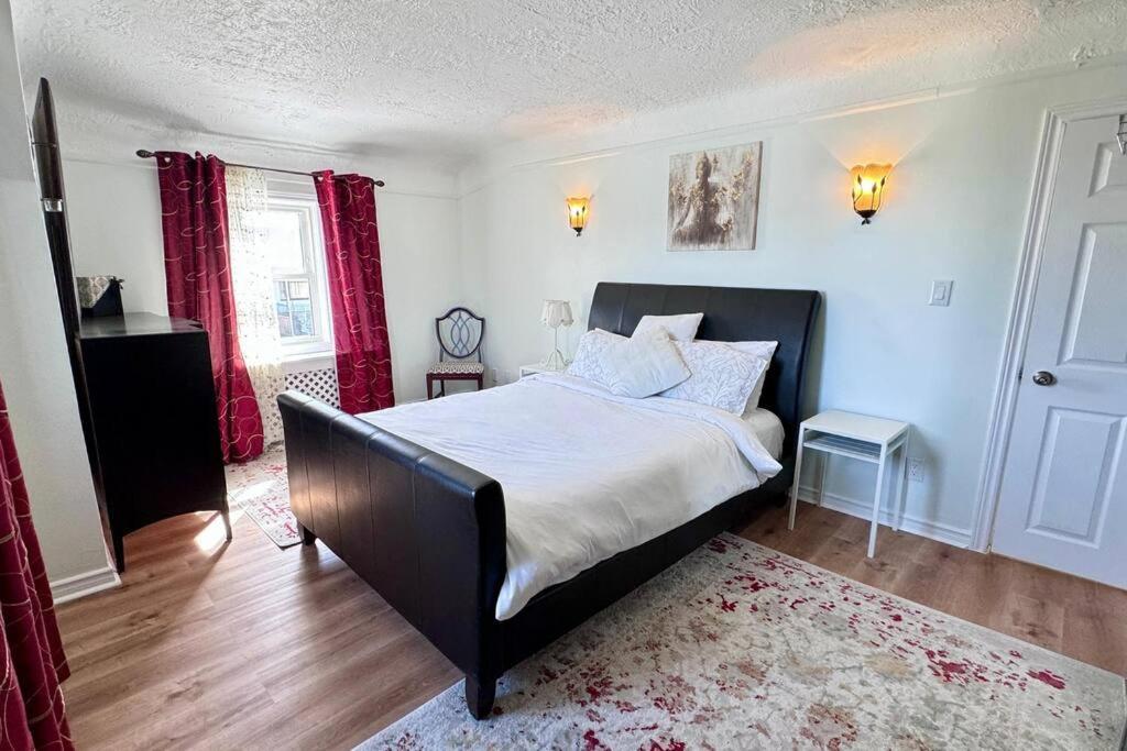 Near The Falls Two Bedroom - 5 Min Walk To Clifton Niagara Falls Exterior photo